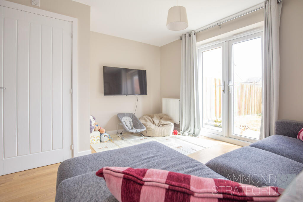Otter Place, Hethersett photo 3