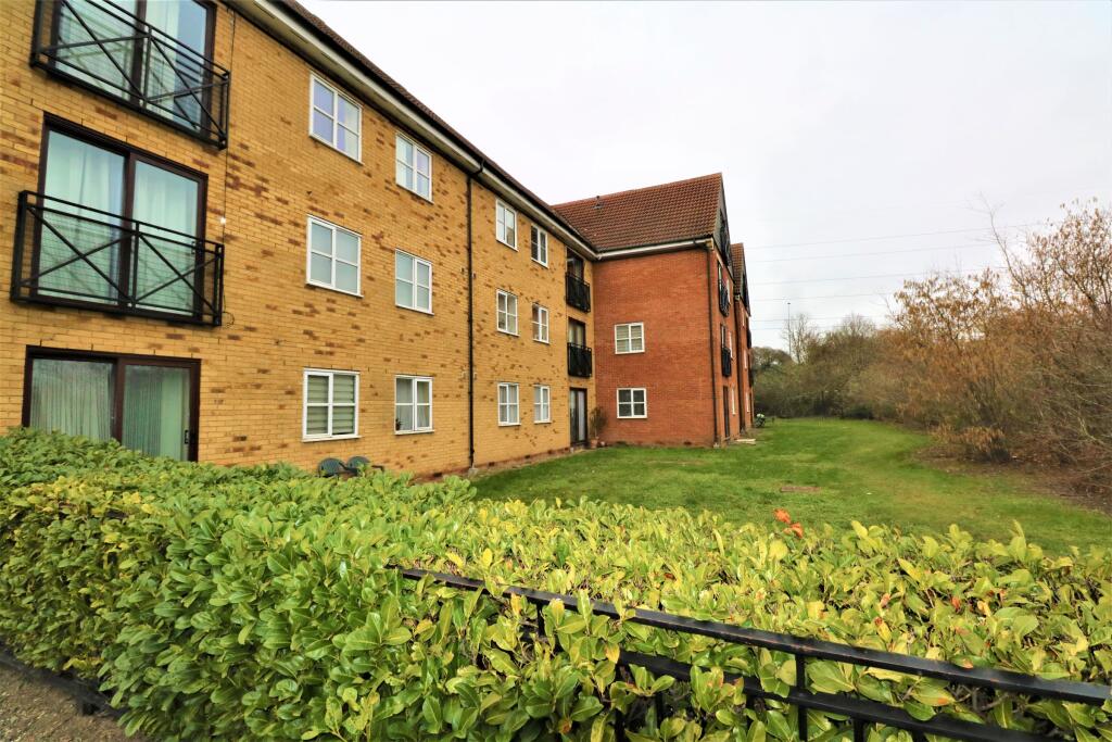 Main image of property: Flat , Trelawney Place, Howard Road, Chafford Hundred, Grays