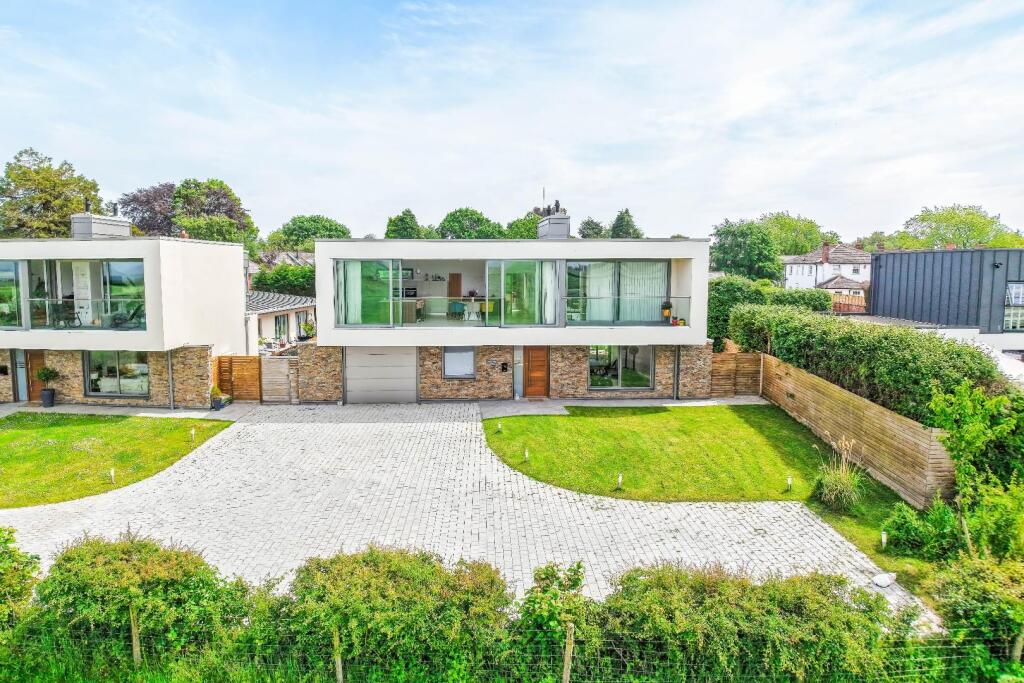 Main image of property: Meyrick House West, Well Lane, St. Nicholas, Vale Of Glamorgan, CF5 6SG