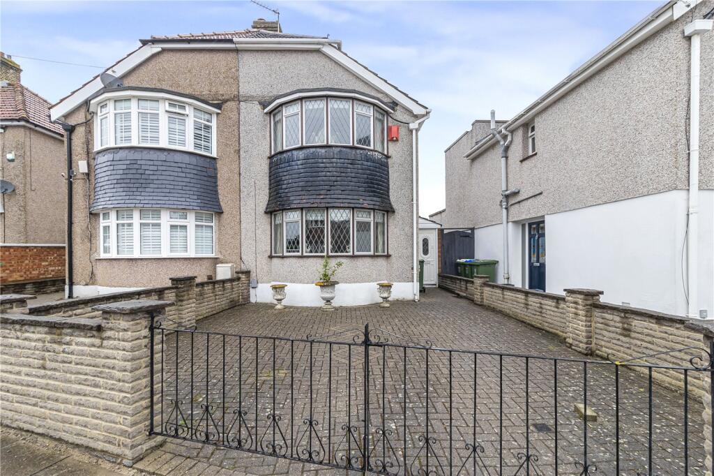 Main image of property: Plymstock Road, Welling, Kent, DA16