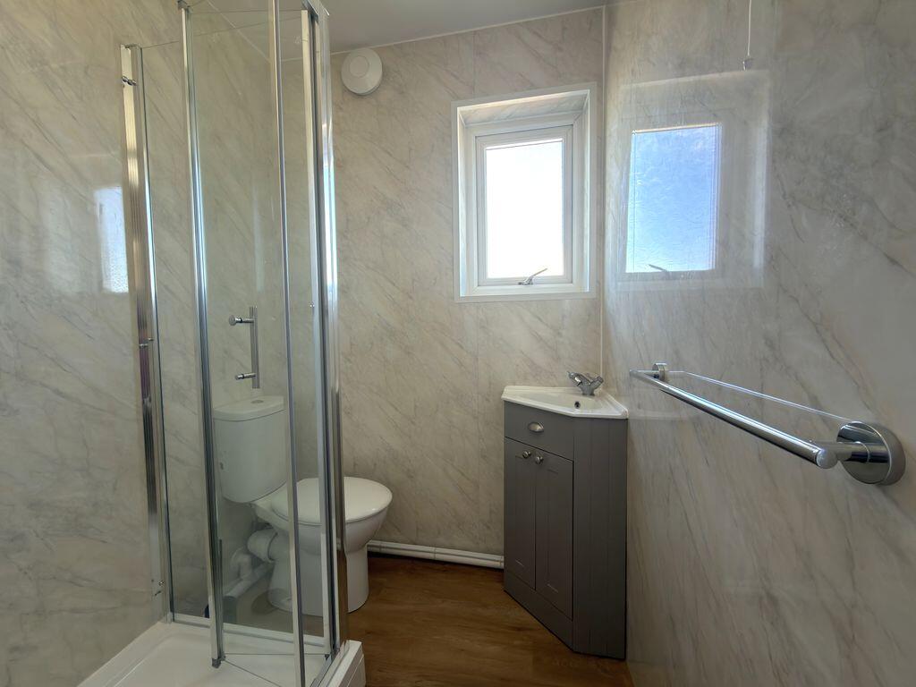 Apartment in Gloucester - More