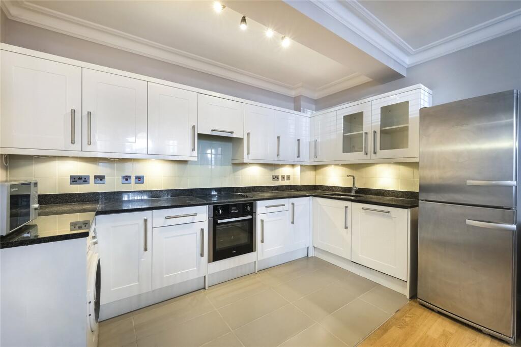 Apartment in London - View 4