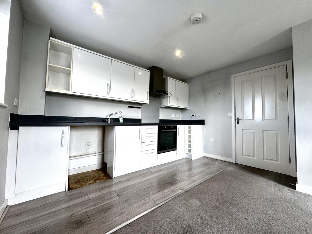 Apartment in Bristol - View 2
