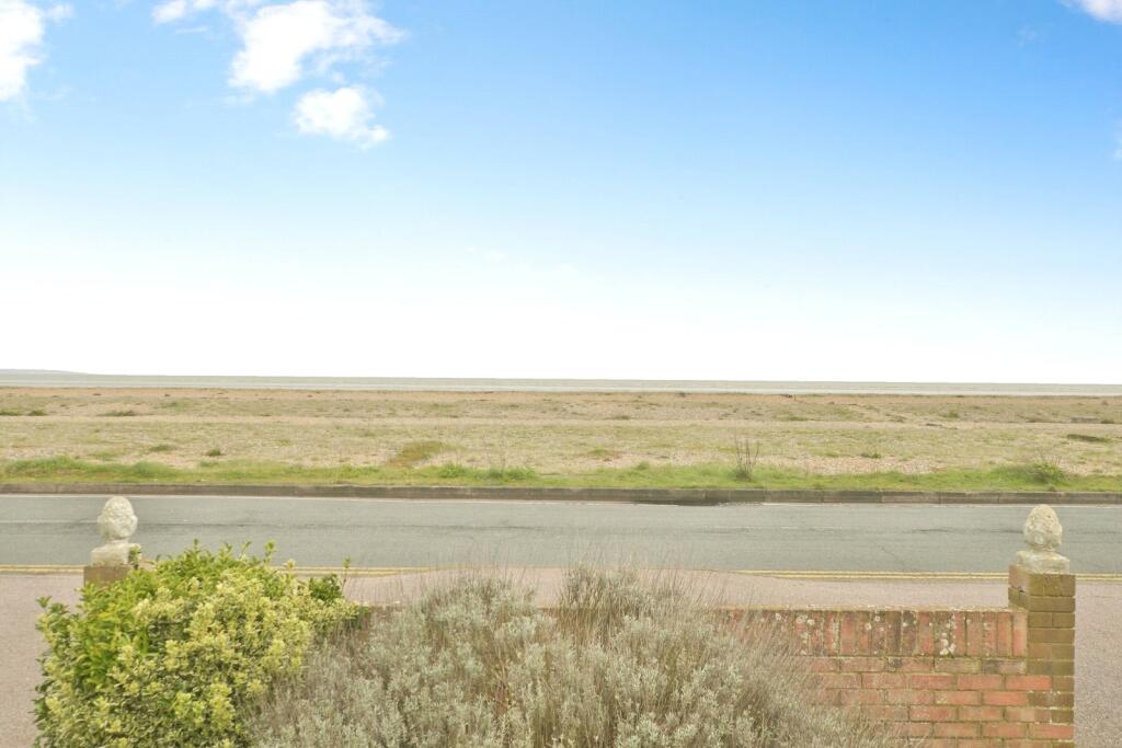 House in Tonbridge - View 4