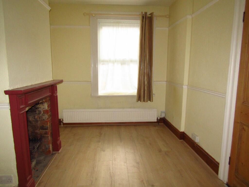 House in Ipswich - View 2