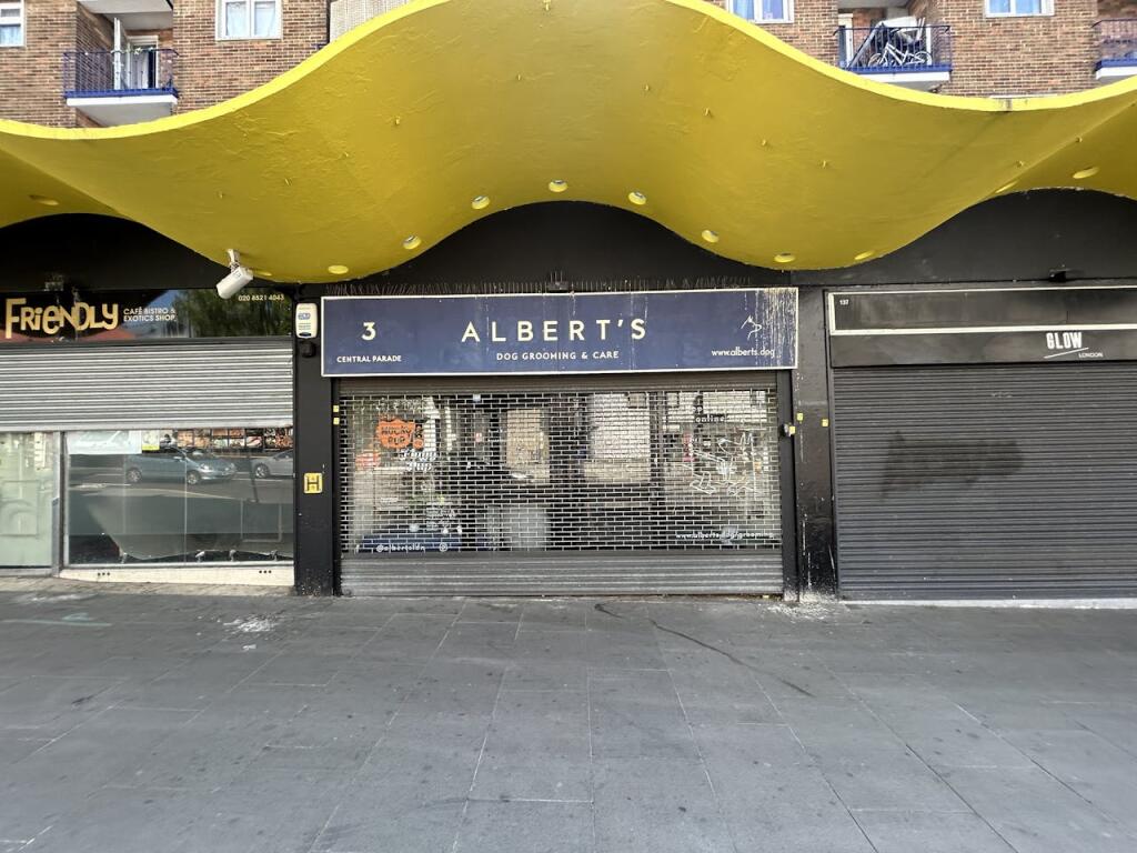 Main image of property: 3 Central Parade, Hoe Street, London, E17 4RT