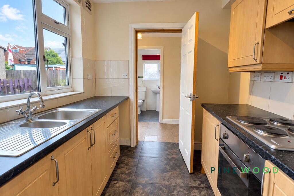 House in Sheffield - View 4