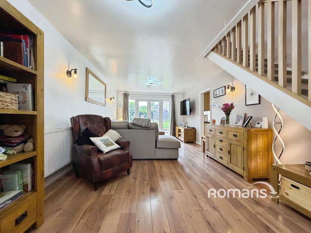 Whitley Road, Yateley, Hampshire photo 4
