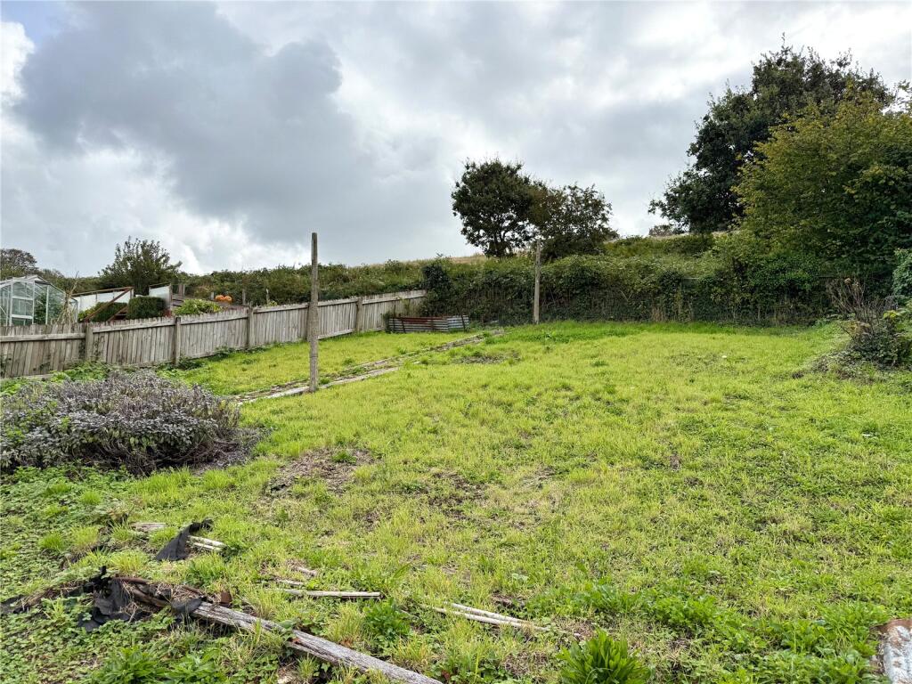 Pail Park, Knowle, North Devon, EX33 photo 2