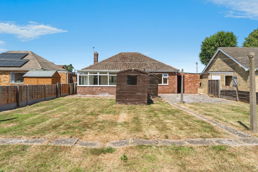 Daniels Crescent, Spalding, PE12 photo 3