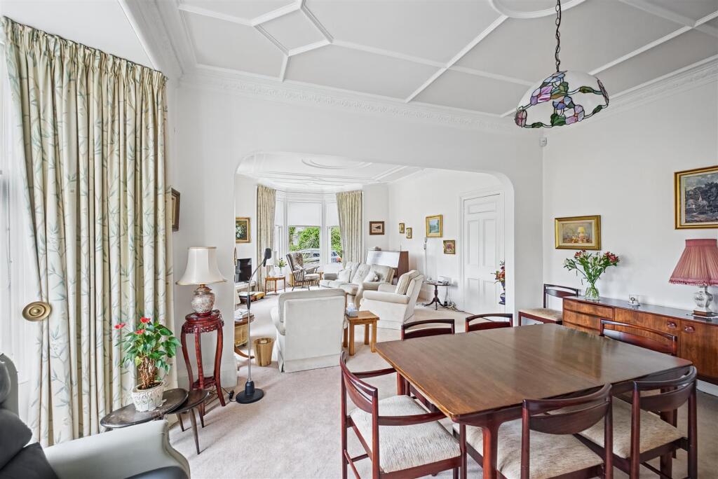 House in Strathaven, South Lanarkshire - More