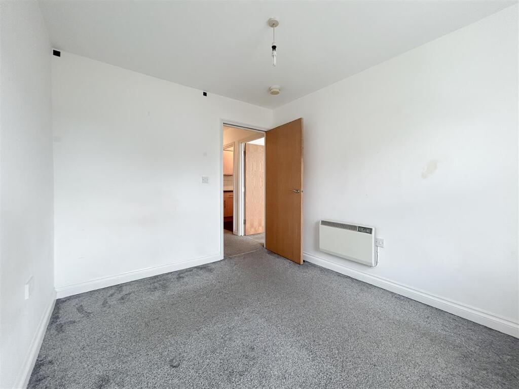 Apartment in Trafford, Greater Manchester - More