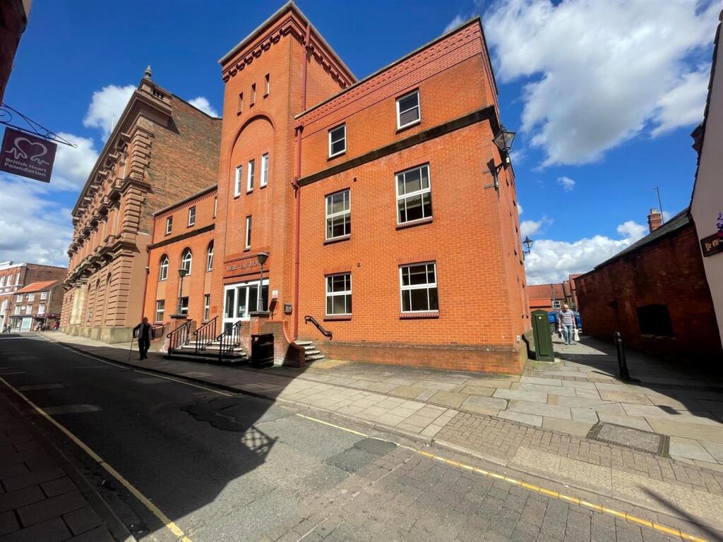 Main image of property: Meridian House, Eastgate, Louth