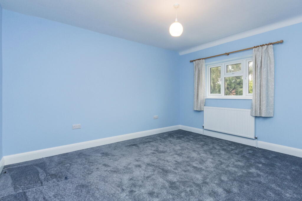 House in Tonbridge - More