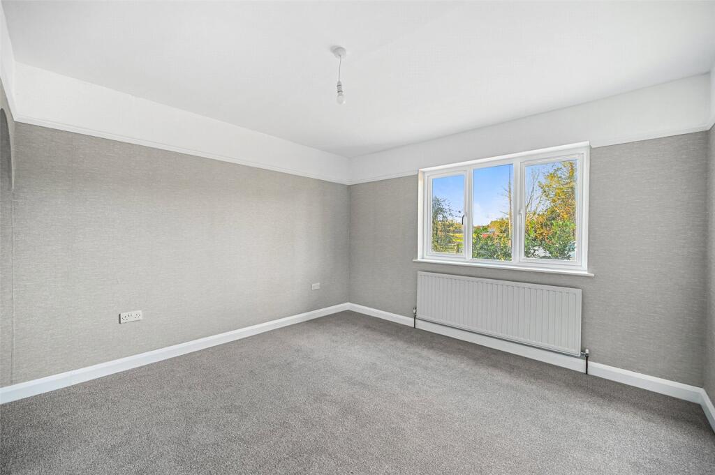 House in Three Rivers, Sarratt - View 5