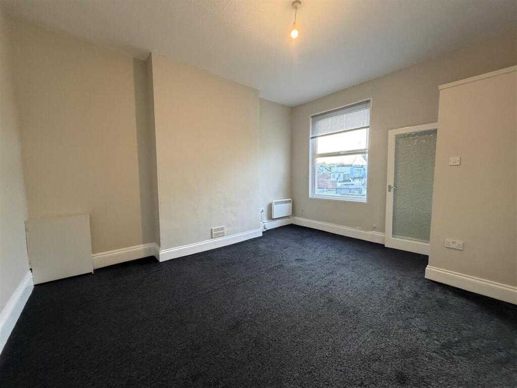 Apartment in Torquay - View 3