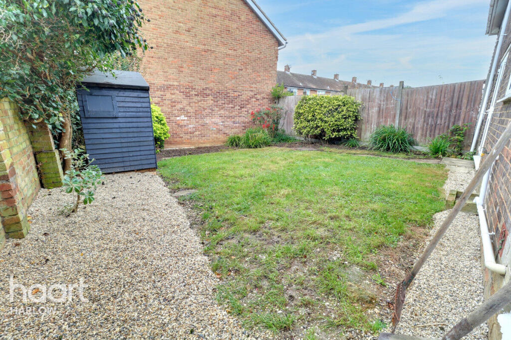 Little Grove Field, Harlow photo 4