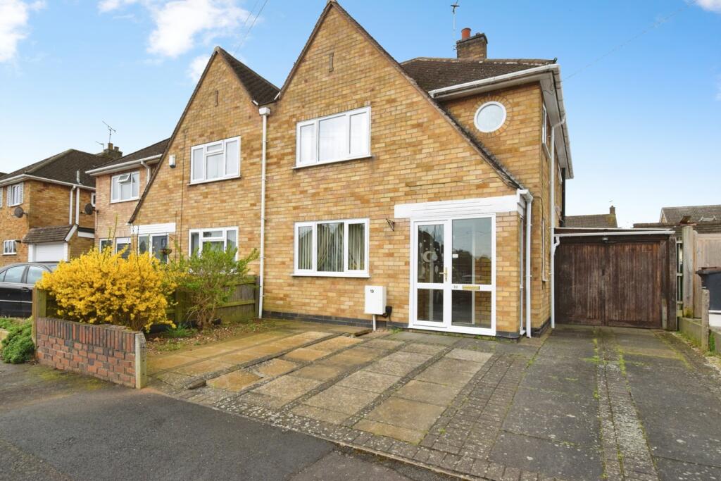 Main image of property: Lyngate Avenue, Birstall, Leicester, Leicestershire, LE4