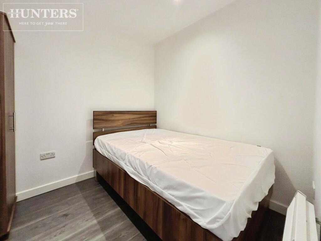 Apartment in Sheffield - View 5