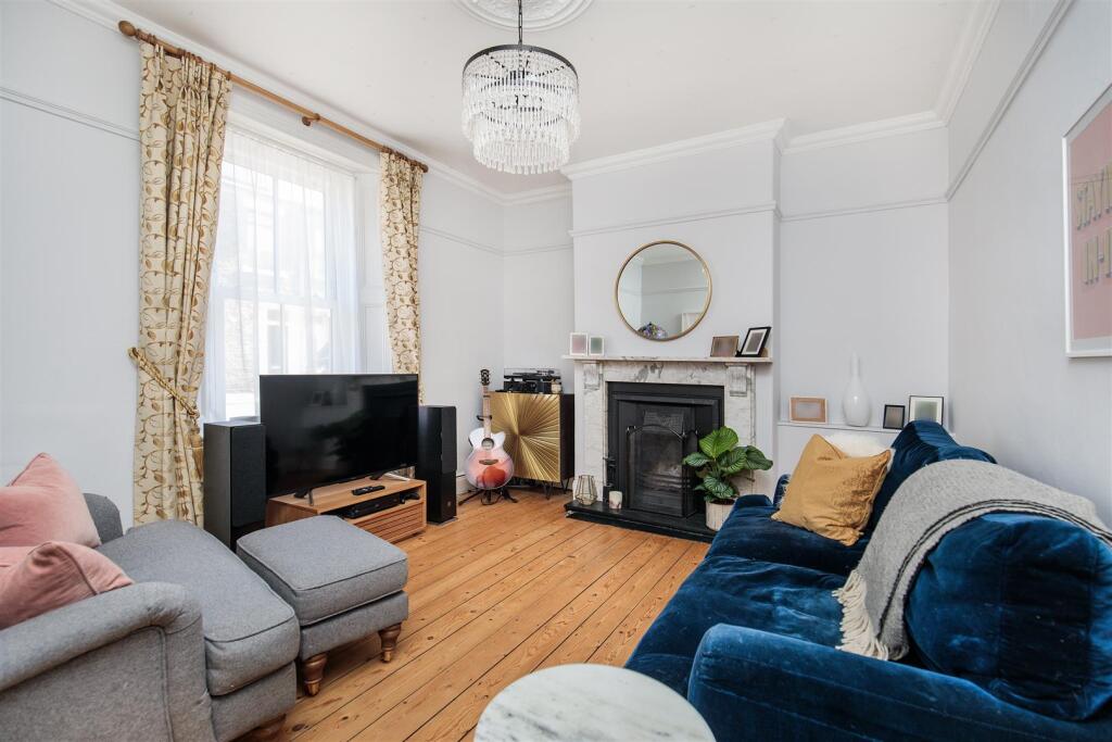 House in North Tyneside, Cullercoats - View 5