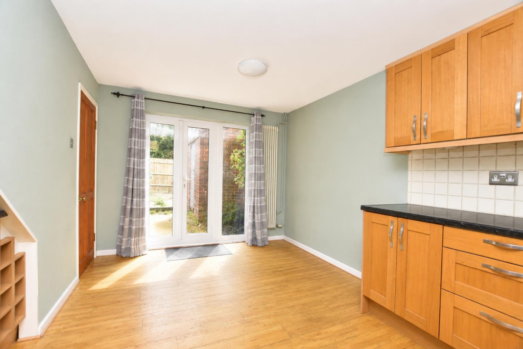 House in Luton, Leighton-Linslade - View 4