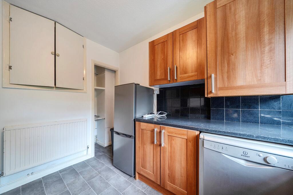 Apartment in London - View 5