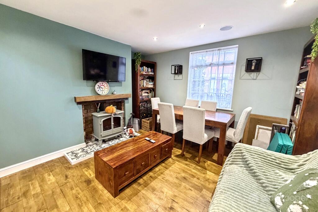 House in Nuneaton and Bedworth, Bulkington - View 5