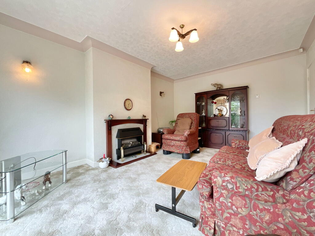 House in Sefton, Liverpool City Region - More