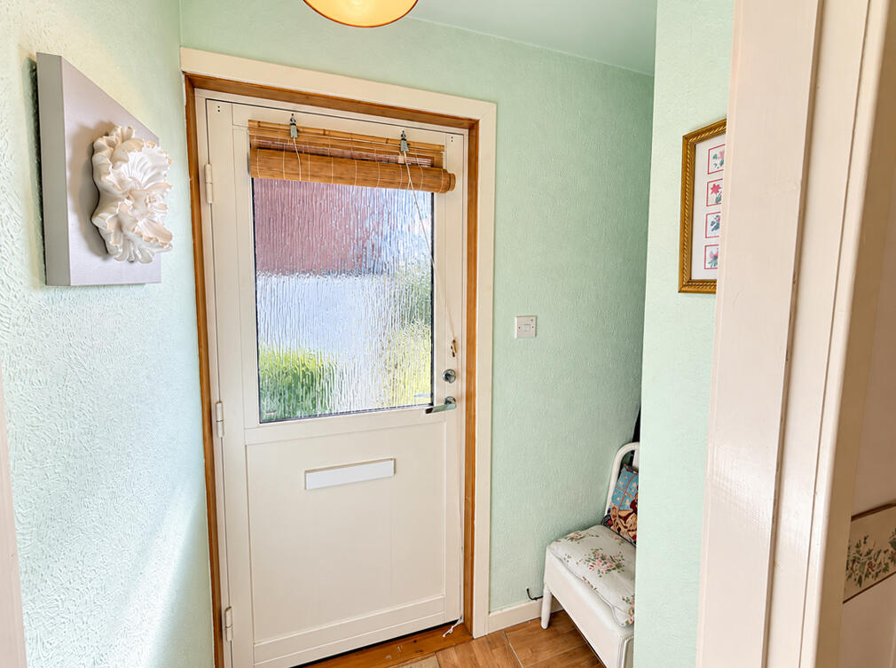 6 Glasbheinn Cottages, Kilchoan, Acharacle, PH36 4LH photo 4