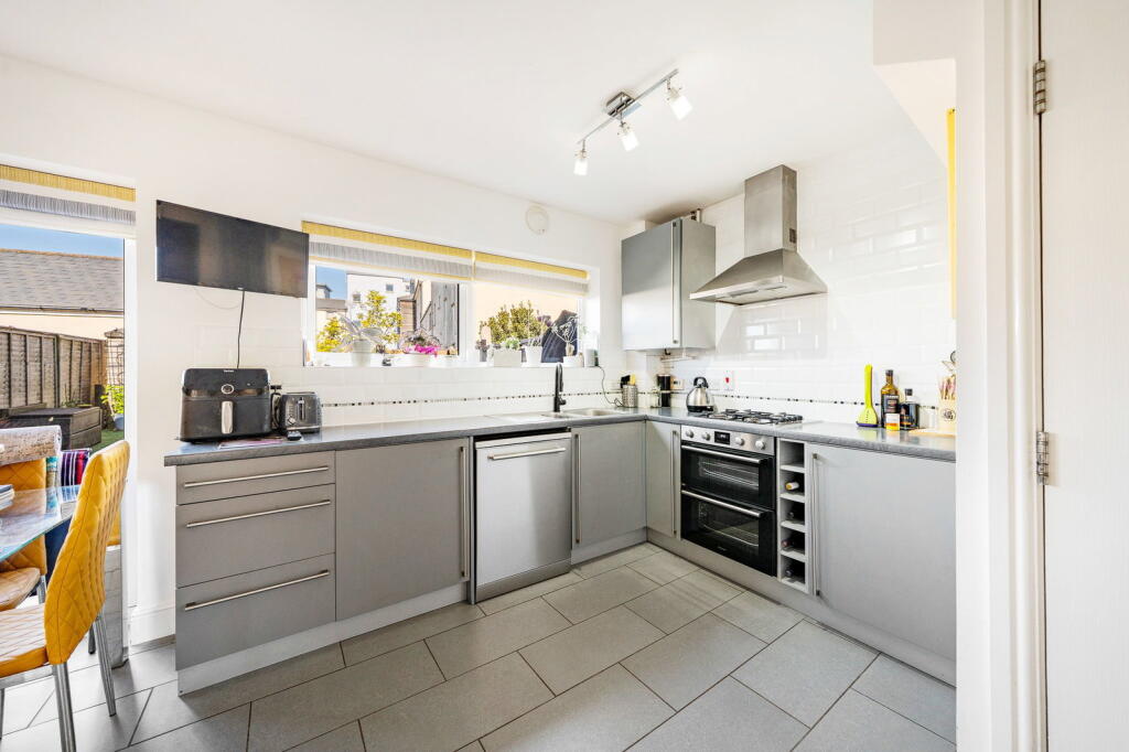 Navigators Court,Portishead,Bristol,BS20 7PW photo 3