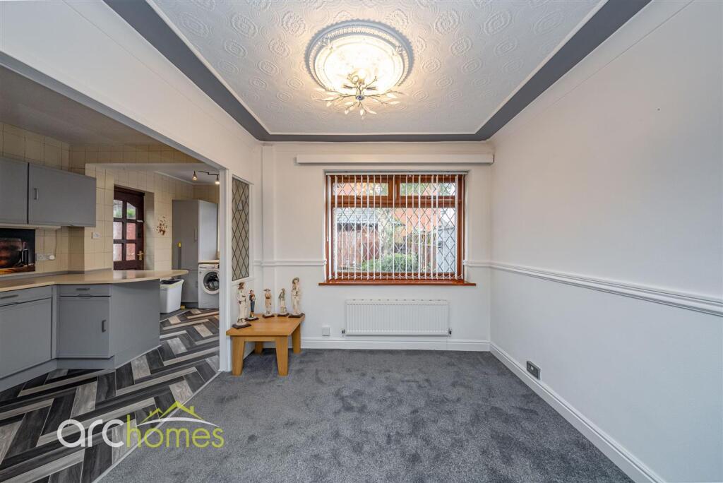 House in Wigan, Greater Manchester - More