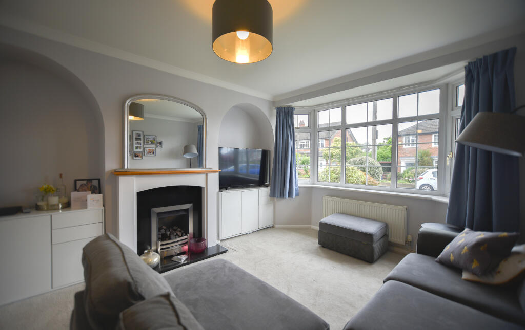 Cranbourne Avenue, Cheadle Hulme photo 3