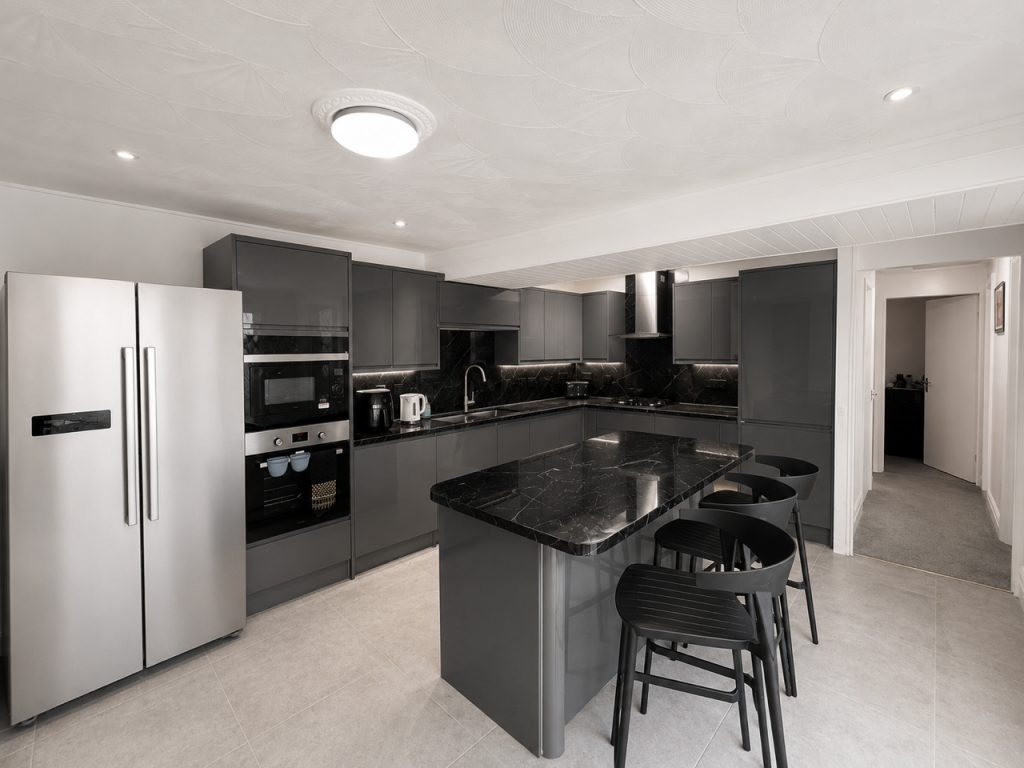 Main image of property: Malgraves, Pitsea