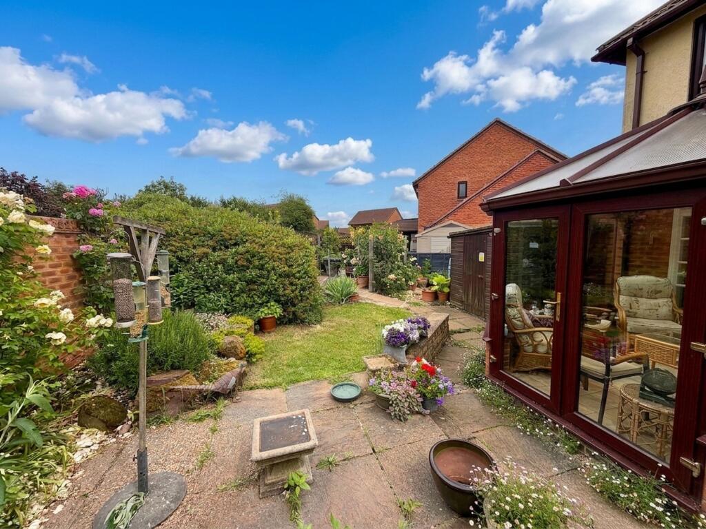 Hockliffe Brae, Walnut Tree, MK7 - View 3