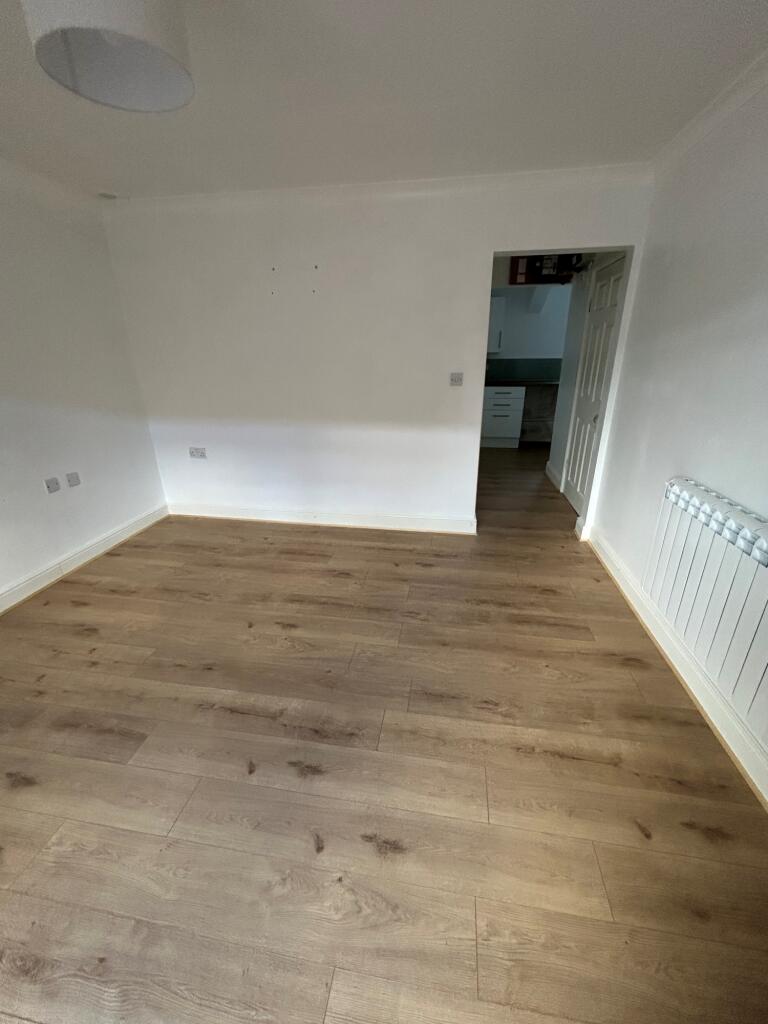 Apartment in Mere, Wiltshire - View 2
