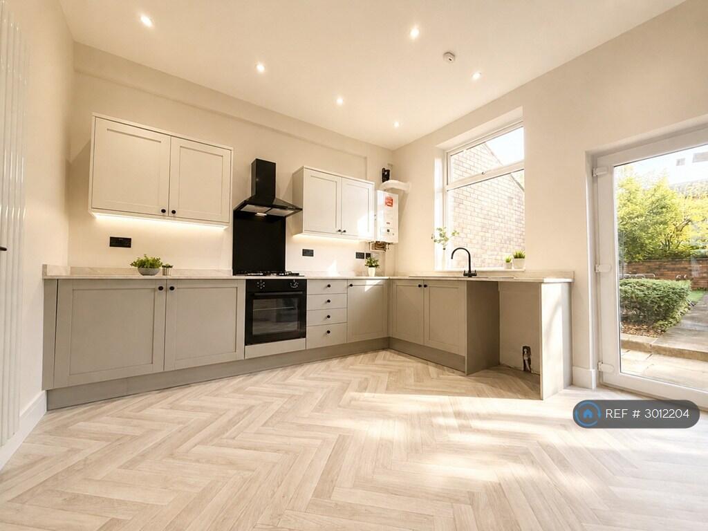 Main image of property: Foxdenton Lane, Oldham, OL9