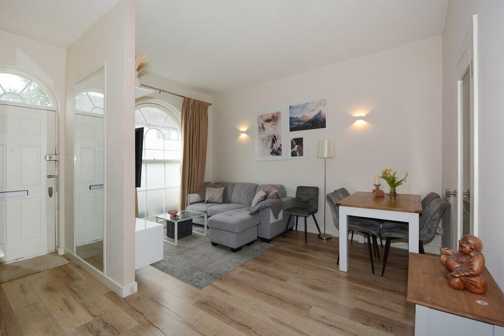 Apartment in London - More
