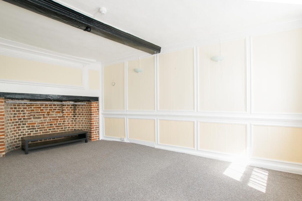 House in Canterbury, The King's Mile - View 4
