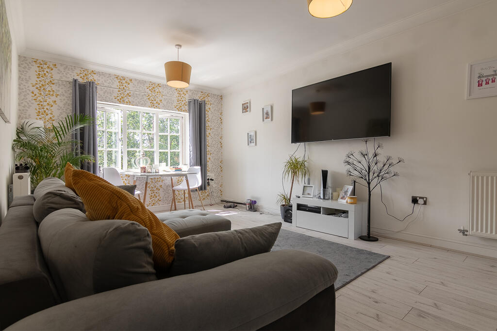 Flat 28 Birmingham Road, Coleshill photo 3
