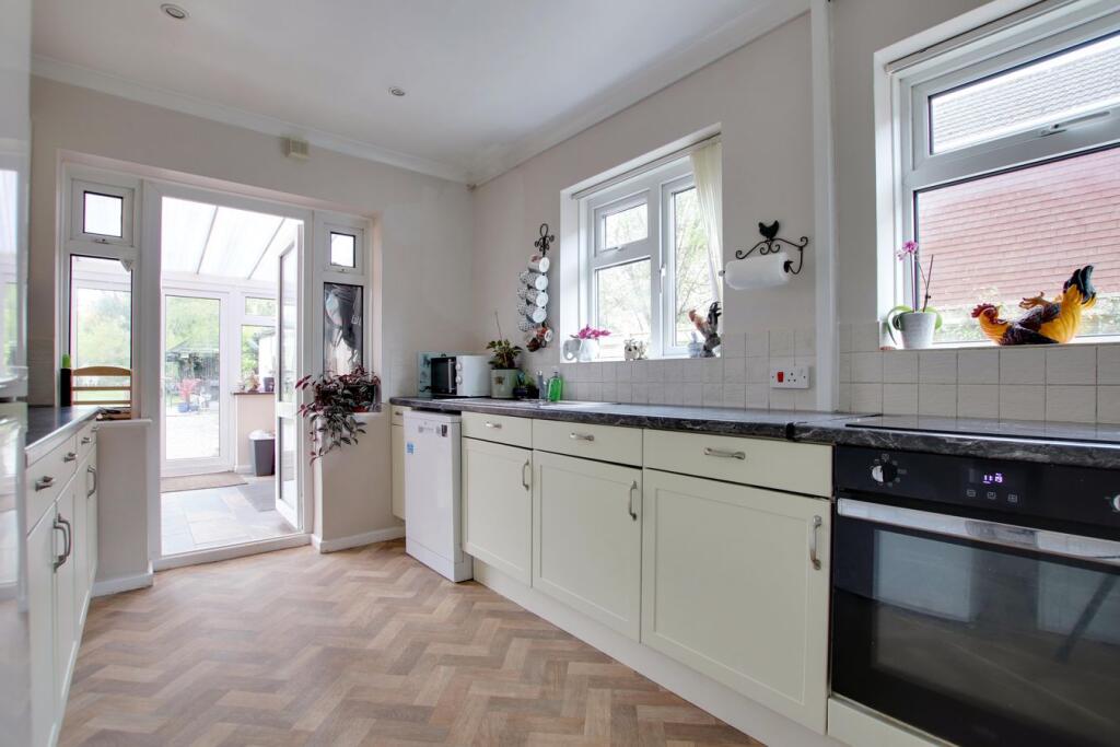 House in New Forest, Copythorne - View 5