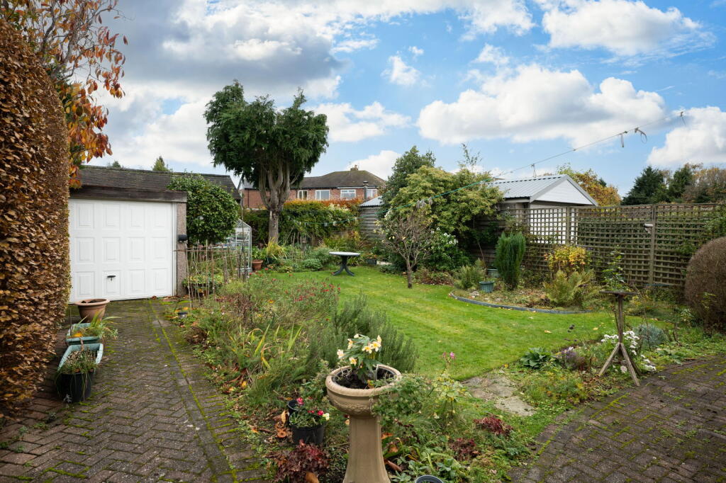 Devonshire Road, Hazel Grove, Stockport SK7 6BX photo 2