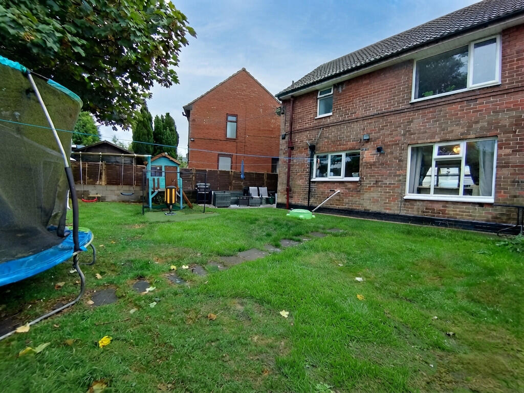 House in Staffordshire Moorlands, Biddulph - View 5
