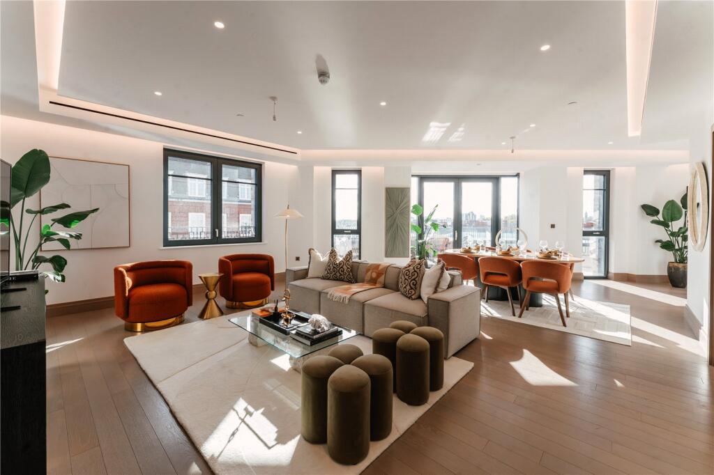 Lucan Place, Chelsea, London, SW3 photo 3