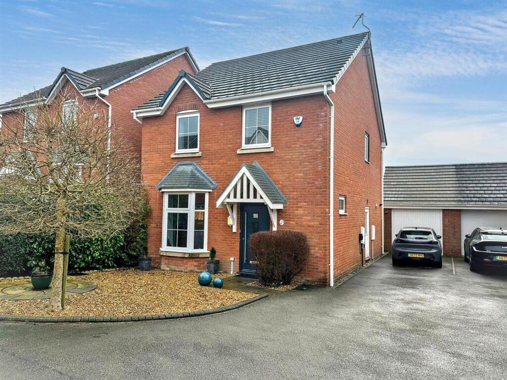 Main image of property: Butters Court, Silverdale, Newcastle Under Lyme, ST5 6SU