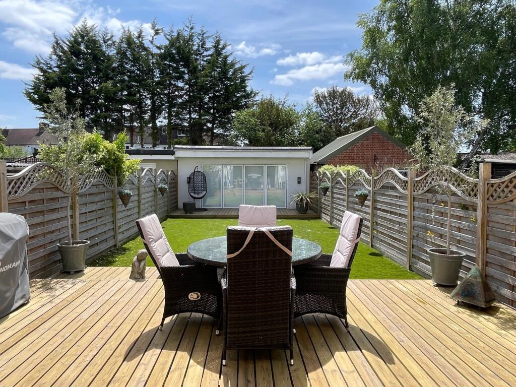 House in London - View 5