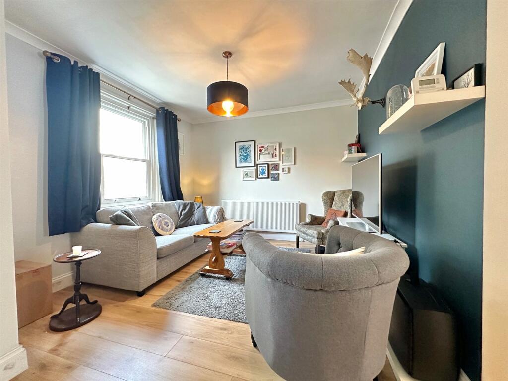 Prospect Gardens, Crown Street, Old Town, Eastbourne, BN21 photo 3