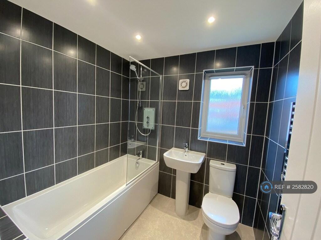 Additional image 14 of Heroes Drive, Birmingham, B29