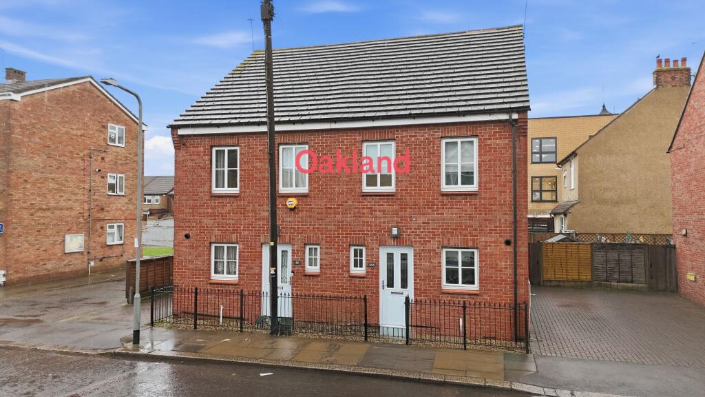 Main image of property: Netley Road, Ilford, IG2