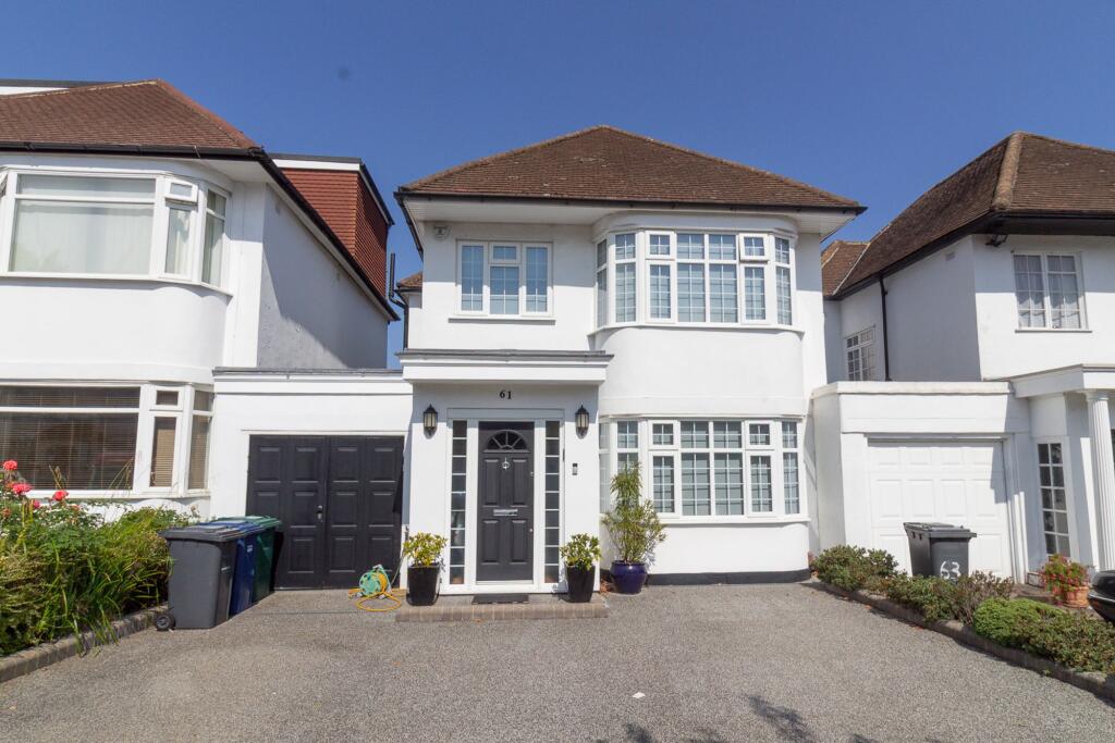 4-bed detached on Penshurst Gardens, Edgware, HA8, £1,200,000
