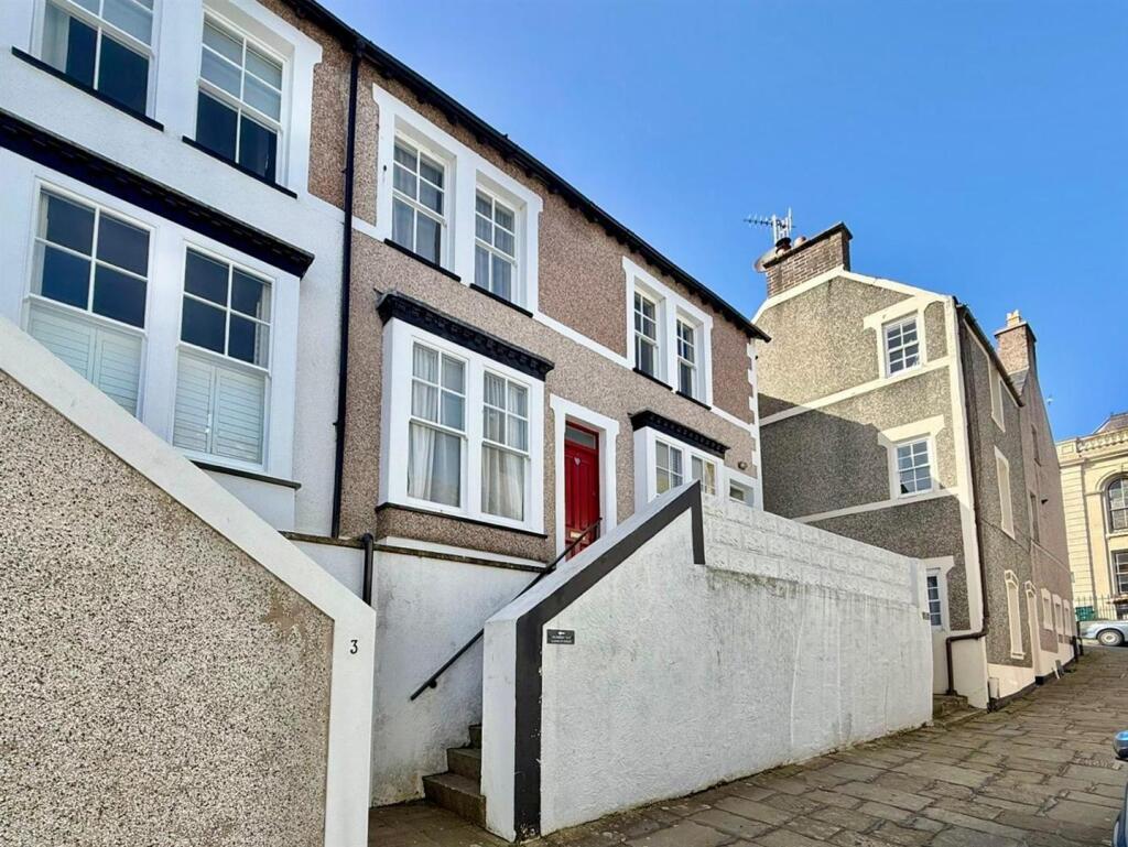 2-bed house on Llewelyn Street, Conwy, £195,000